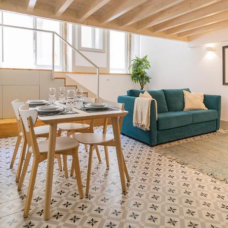 Central Stunning Duplex W/ Patio By Lovelystay 波尔图 外观 照片