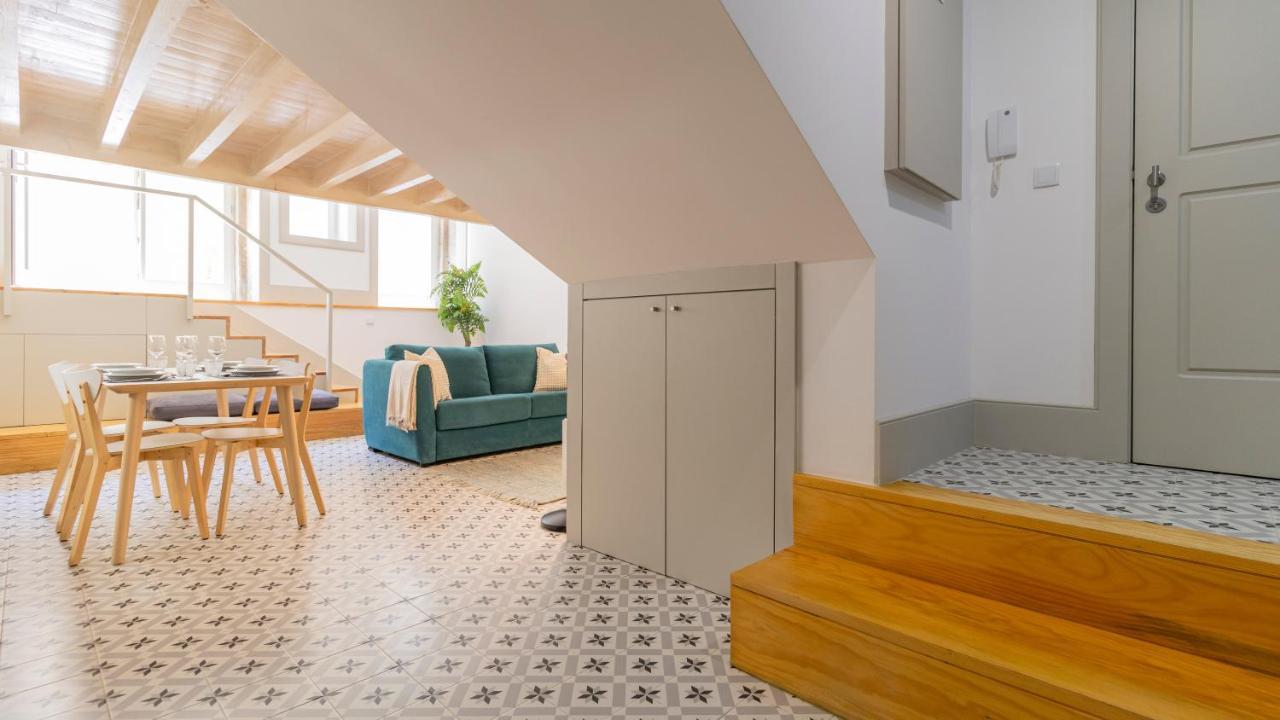 Central Stunning Duplex W/ Patio By Lovelystay 波尔图 外观 照片